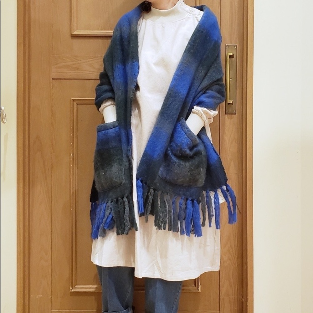 🇯🇵 Studio CLIP big scarf with pockets